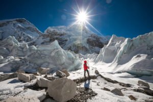 when is the best time to trek to everest base camp
